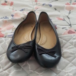 Black flats